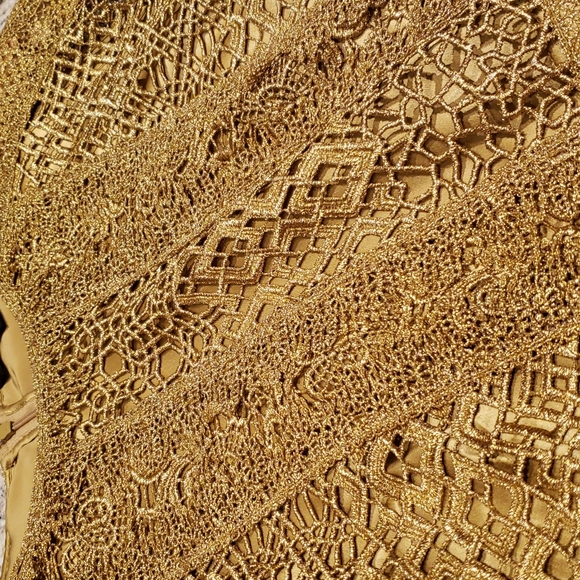 Burberry Dress Viscose in Gold - Picture 7 of 7